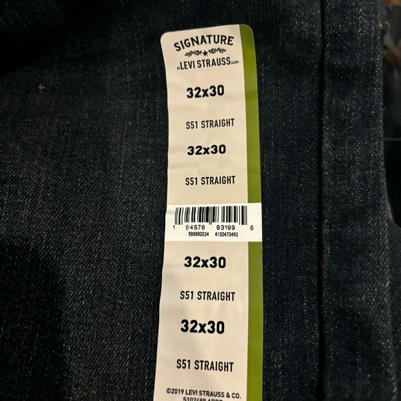 Levi’s Signature Jeans, straight leg size 32x30. NWT - Picture 7 of 9